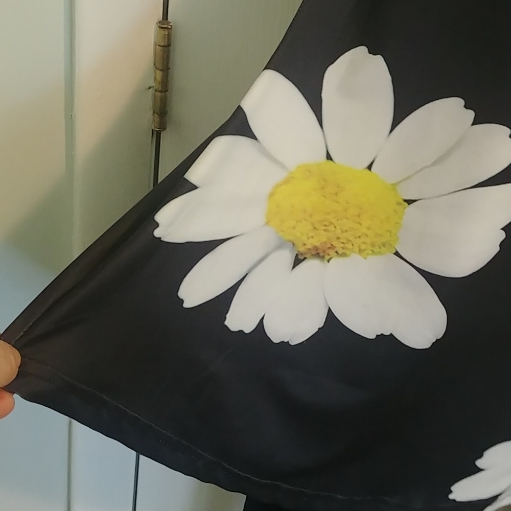 Women's top - Picture 3 of 7